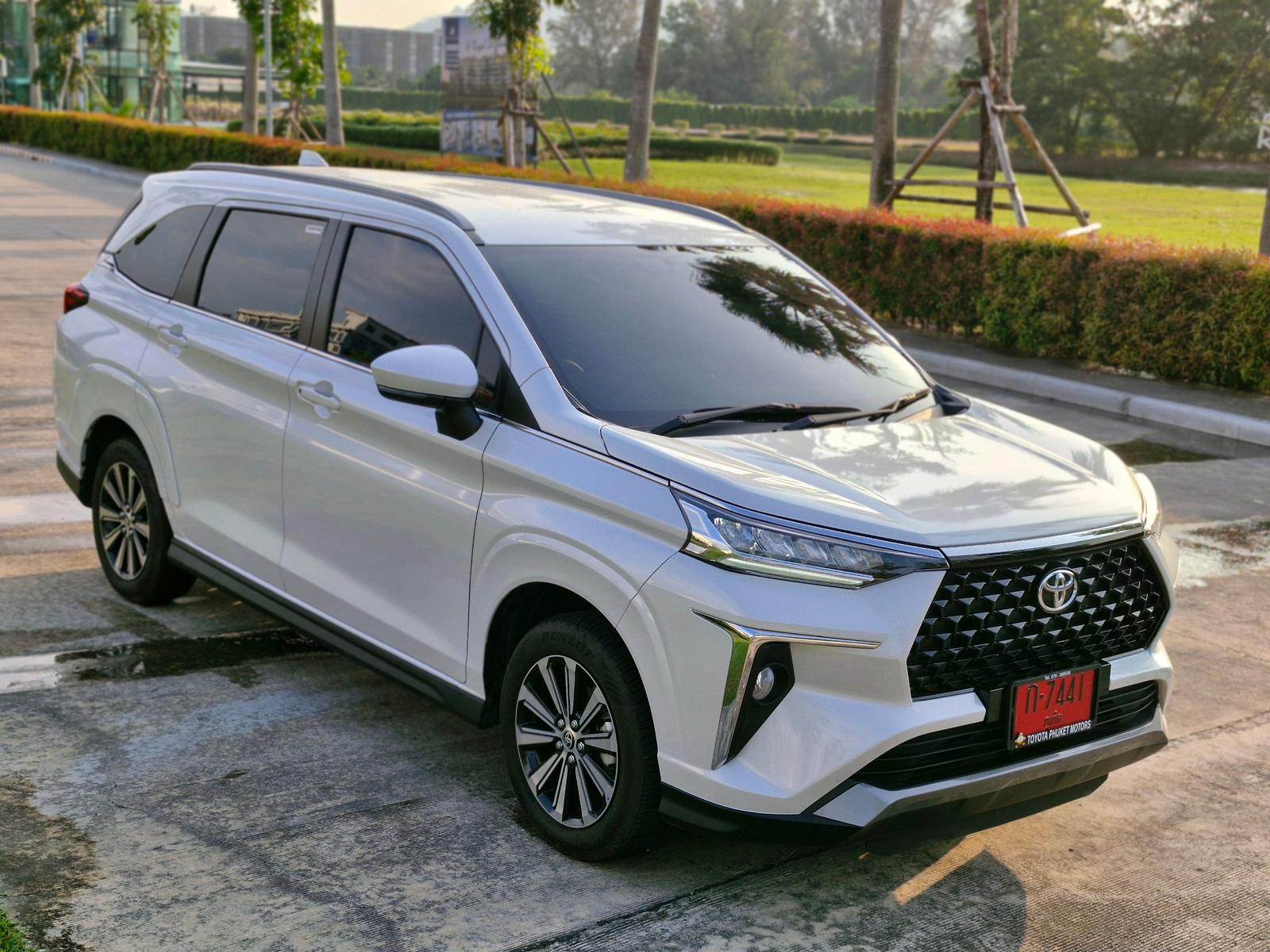 Toyota Veloz 2024 в аренду на Пхукете — фото 4