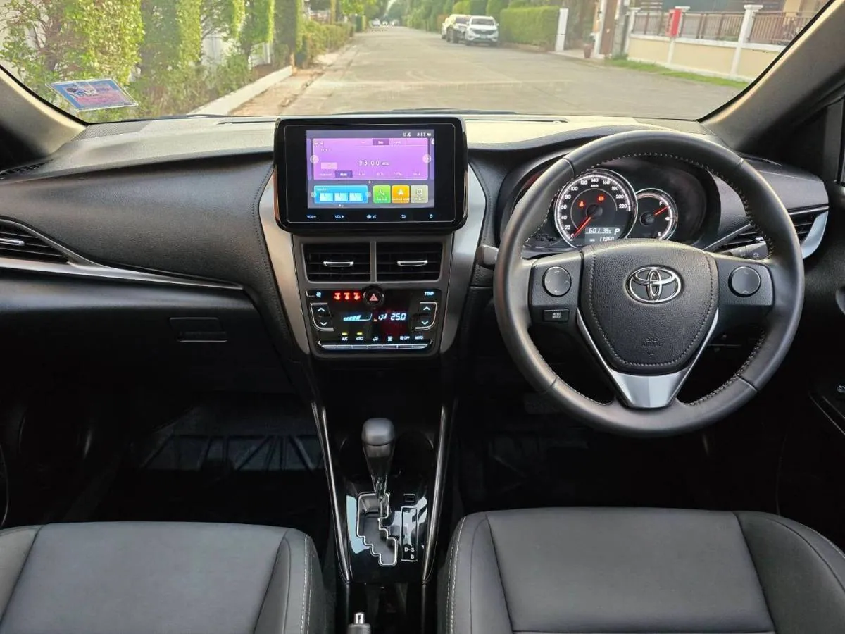 Toyota YARIS 2023 в аренду на Пхукете — фото 5