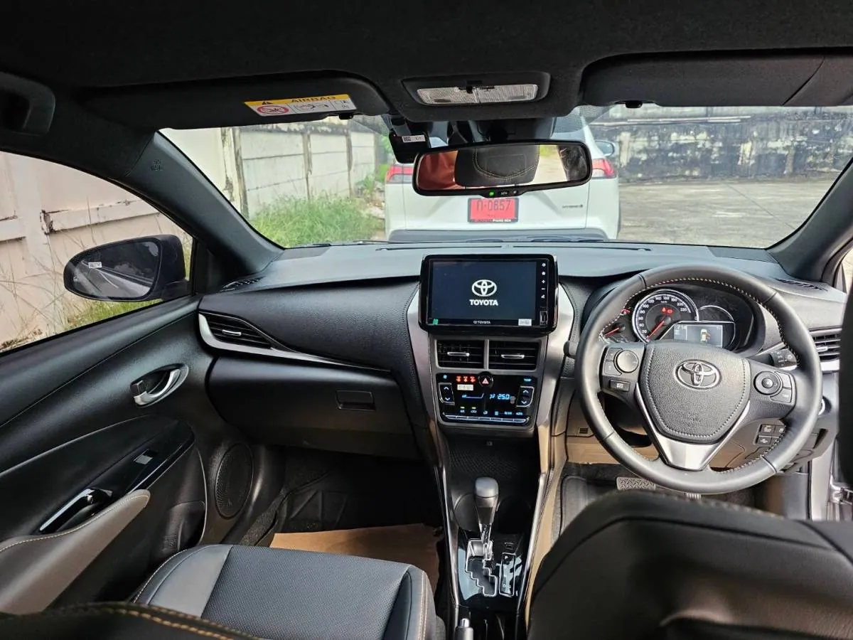 Toyota YARIS 2024 в аренду на Пхукете — фото 5