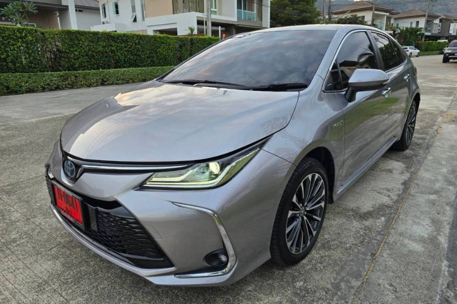 Toyota ALTIS 2023 в аренду на Пхукете — фото 1
