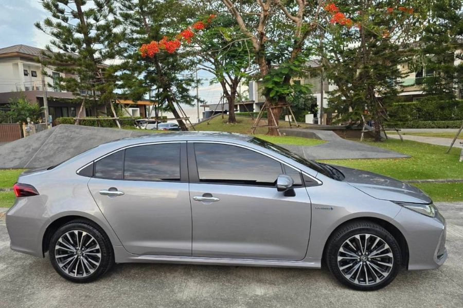 Toyota ALTIS 2023 в аренду на Пхукете — фото 3