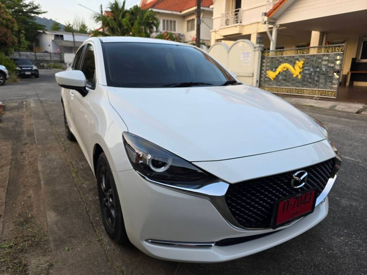 Mazda MAZDA2 2024 в аренду на Пхукете