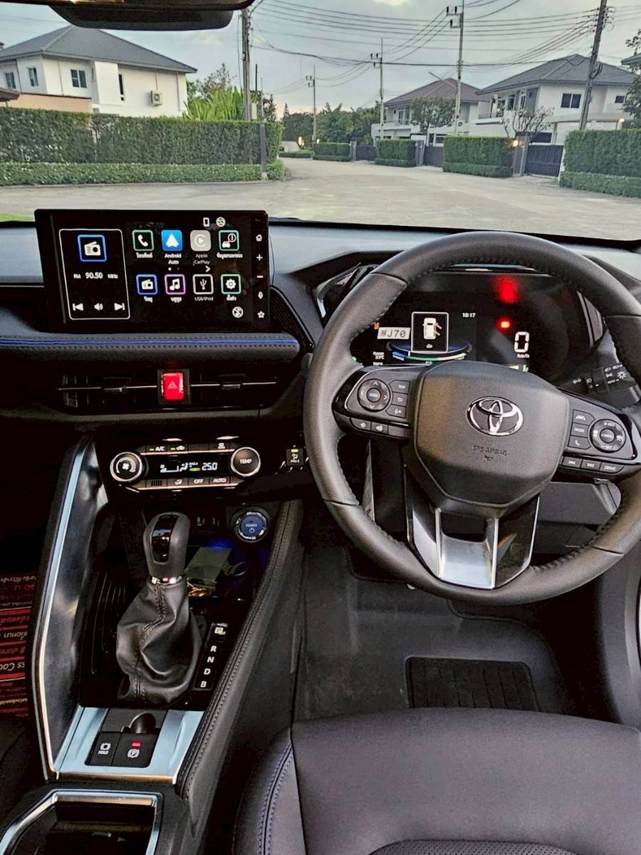 Toyota Yaris Cross 2024 в аренду на Пхукете — фото 5