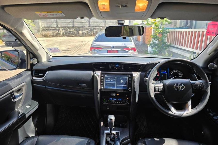 Toyota FORTUNER 2023 в аренду на Пхукете — фото 4