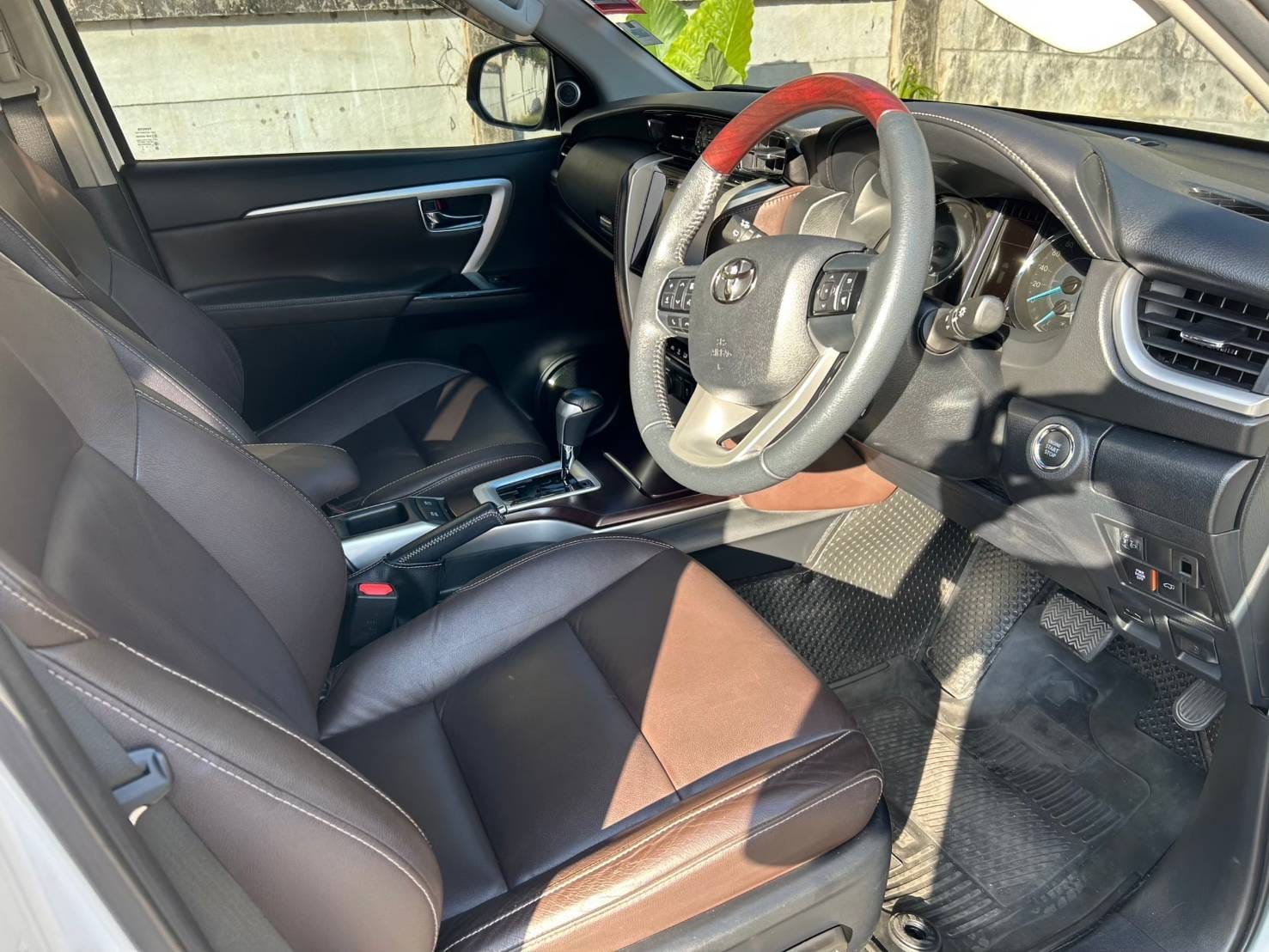 Toyota FORTUNER 2019 в аренду на Пхукете — фото 4