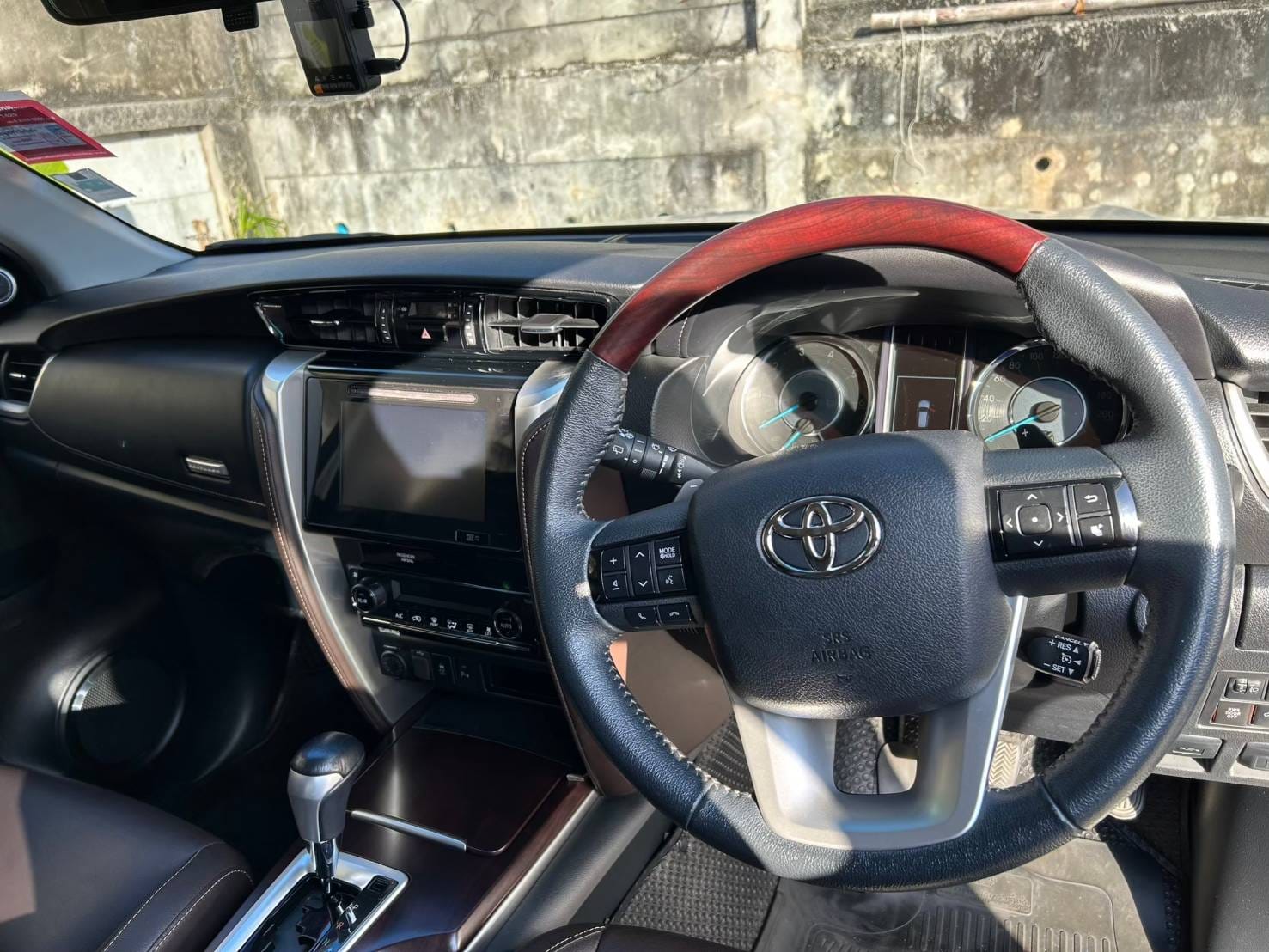 Toyota FORTUNER 2019 в аренду на Пхукете — фото 5